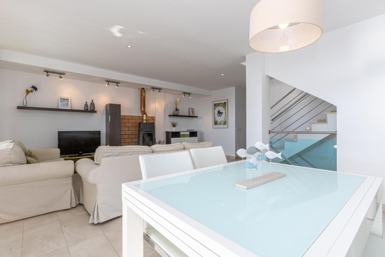 Holiday home Adosado Bellavista B By Homevillas360 Alcanada